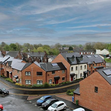 Manchester Escape - Private Room & Bathroom Near Etihad And Coop Arena - Free Secure Parking 외부 사진