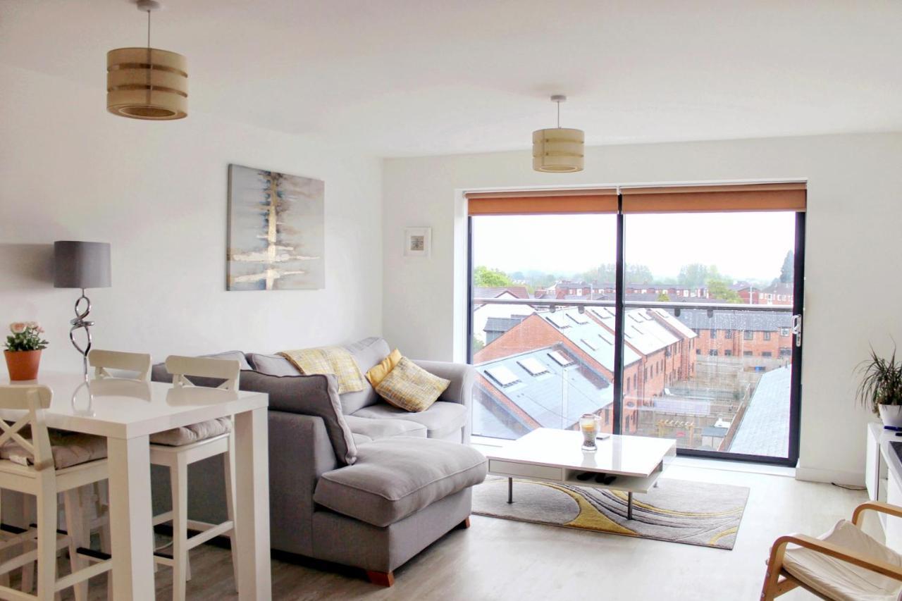 Manchester Escape - Private Room & Bathroom Near Etihad And Coop Arena - Free Secure Parking 외부 사진