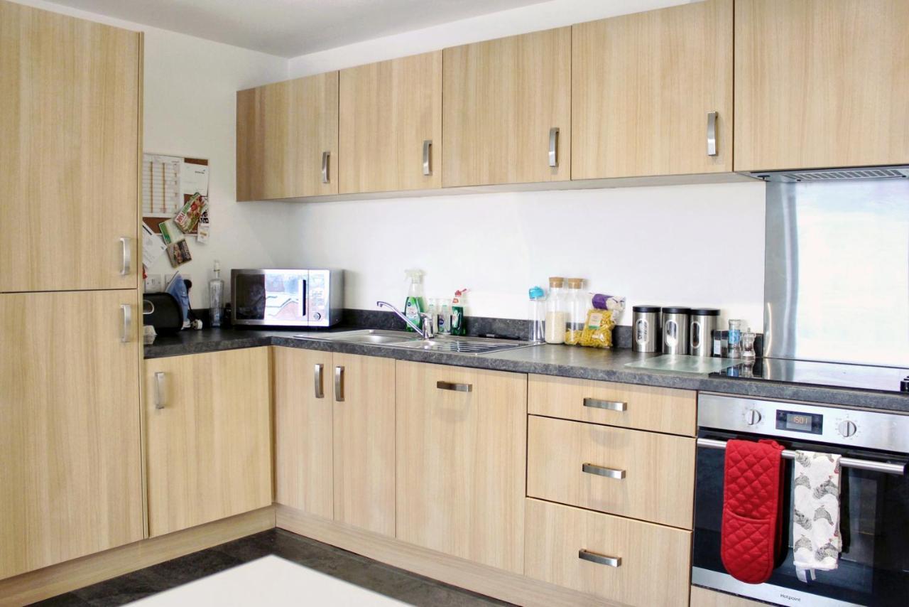 Manchester Escape - Private Room & Bathroom Near Etihad And Coop Arena - Free Secure Parking 외부 사진
