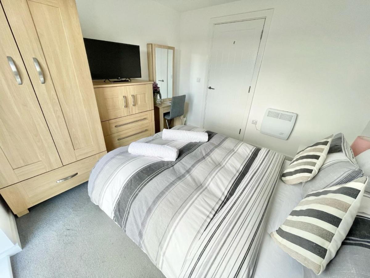 Manchester Escape - Private Room & Bathroom Near Etihad And Coop Arena - Free Secure Parking 외부 사진