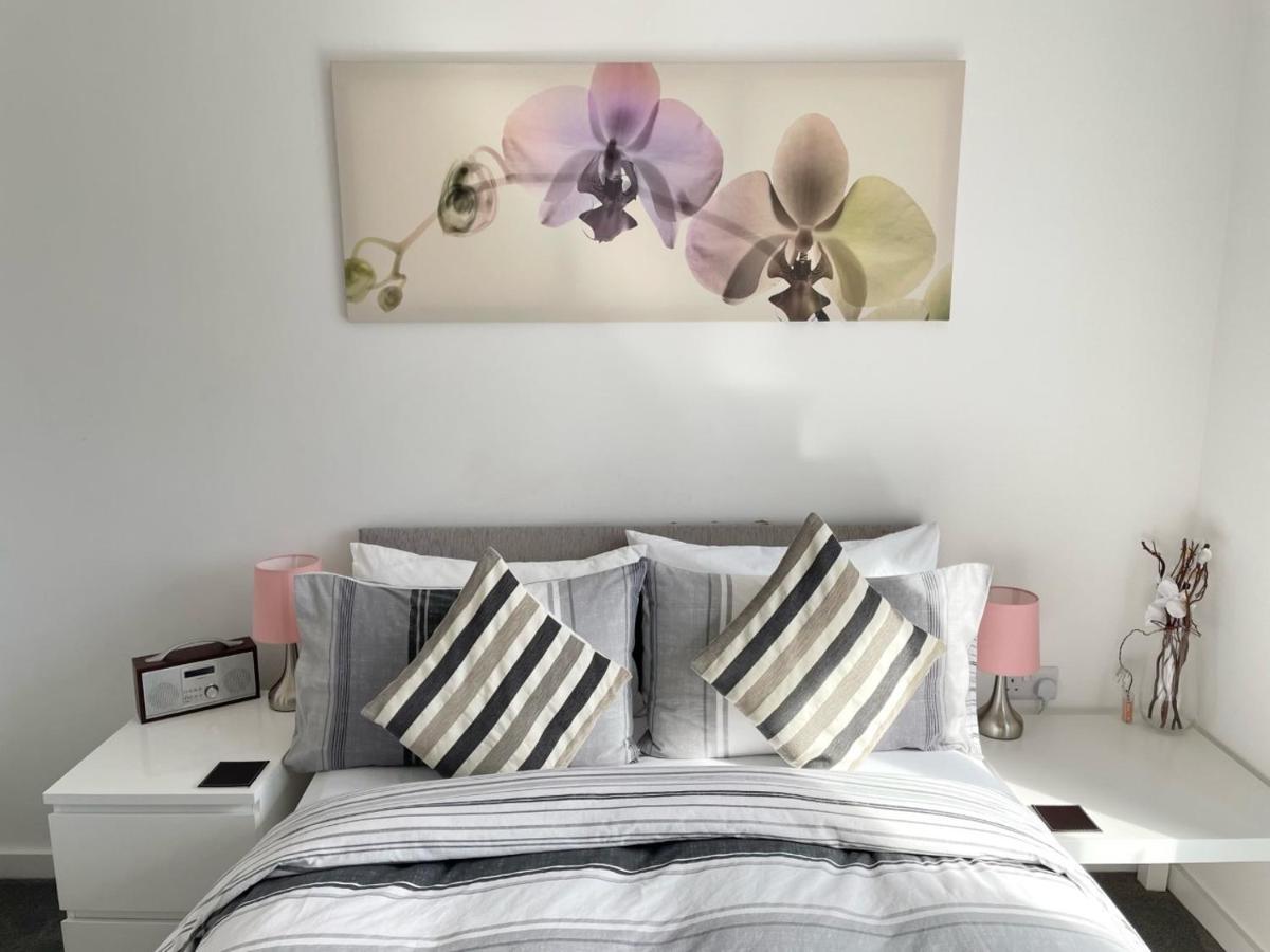 Manchester Escape - Private Room & Bathroom Near Etihad And Coop Arena - Free Secure Parking 외부 사진